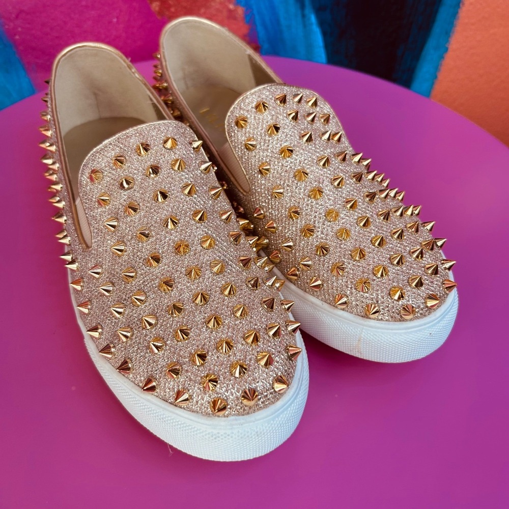 Liliana Womens 7.5 Slip On Sneakers Gold Glitter Spiked Studded Slip On Shoe EUC